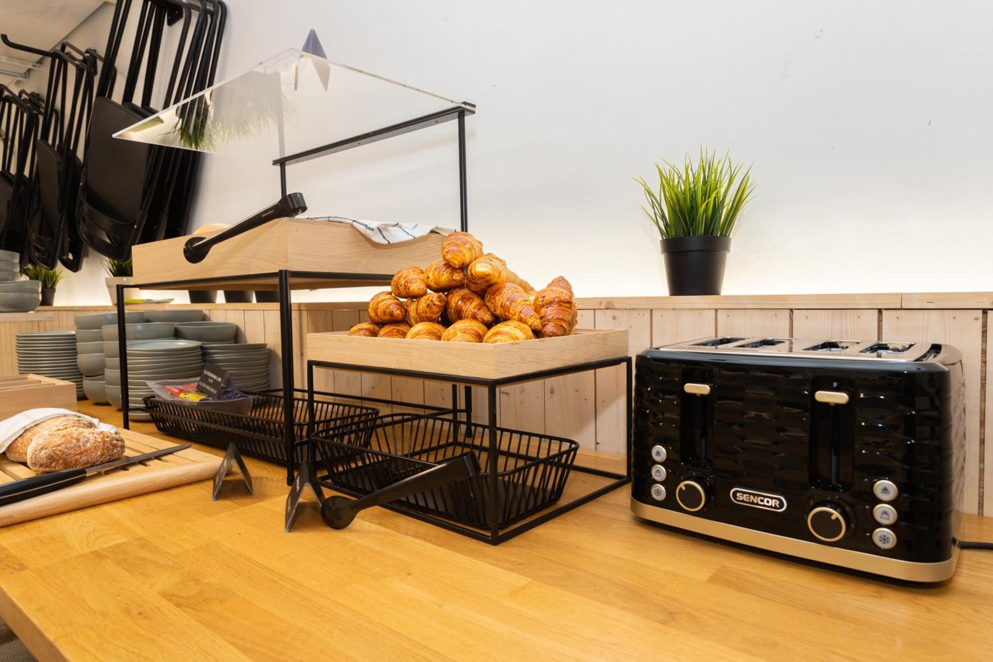 Hektor Design Hostel Tartu Luaran gambar